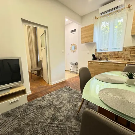 Compass- Super Center * Burgas