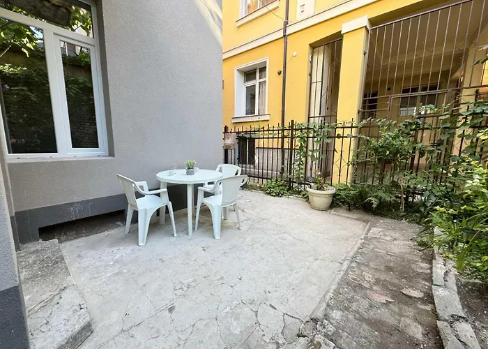 Compass- Super Center Burgas