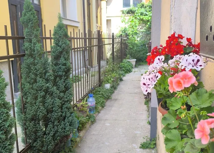 Compass- Super Center * Burgas