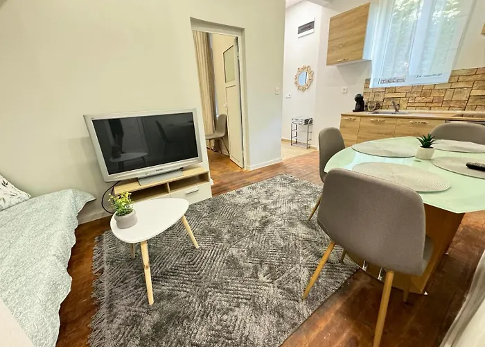 Compass- Super Center * Бургас